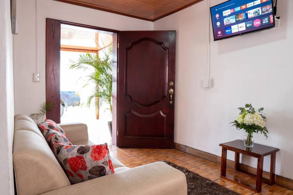 Tony'S House Vila La Fortuna Exterior foto
